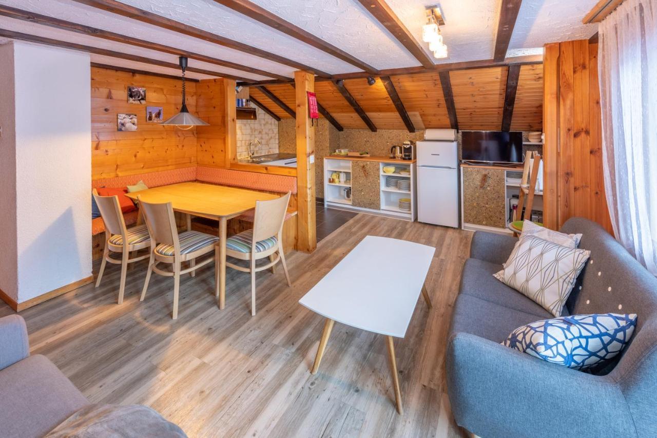 Apartment Efeu "Mit Stil & Tradition" Grächen Dış mekan fotoğraf